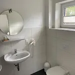 Отель Zum Grossen Krug Wirdum