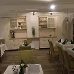 Отель Zum Grossen Krug